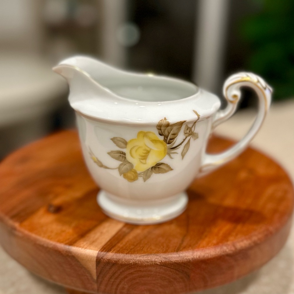 Vintage Sango Creamer - Picture 2 of 3